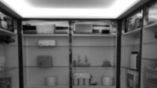 只會(huì)叫你開(kāi)專(zhuān)賣(mài)店，而且多數(shù)以家電模式銷(xiāo)售，且模式不成熟。